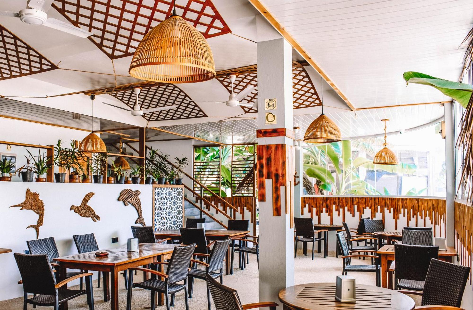 Dhiffushi Inn Guest house