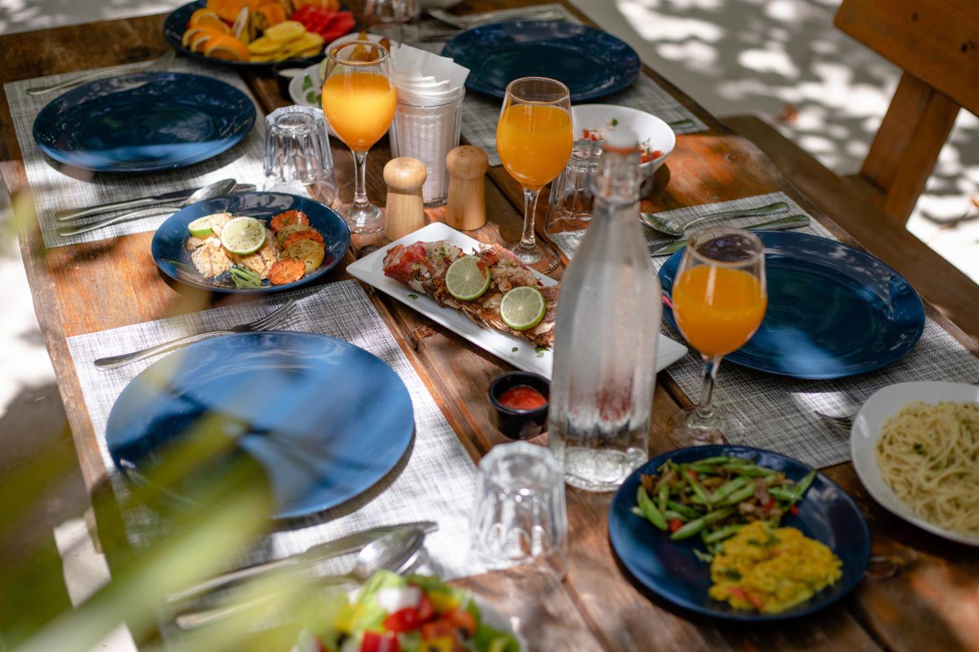 Maison d'hôtes Dhiffushi Inn 4*